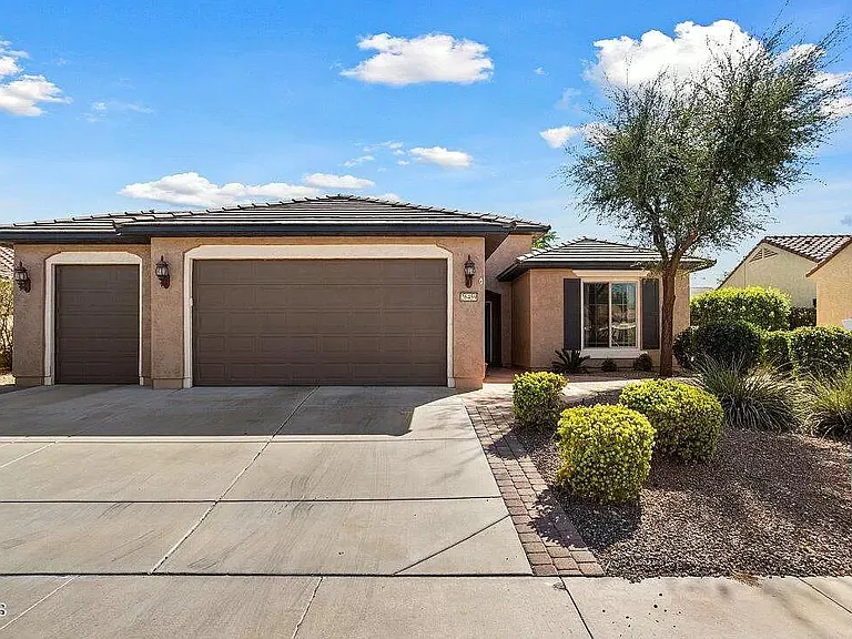 26459 W Yukon Dr — Photo 1