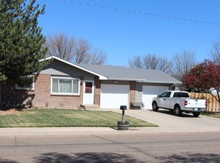 2403 Pawnee Rd, Garden City, KS 67846