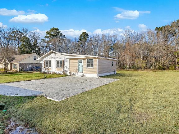 2nd image of 233 N Pandora Dr