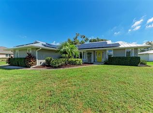 1821 Racimo Dr, Sarasota, FL 34240