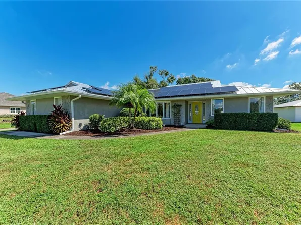 1821 Racimo Dr, Sarasota, FL 34240