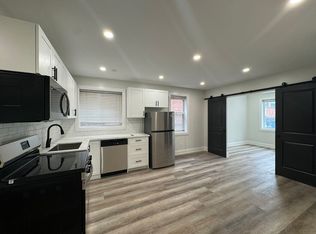 781 Main St E #1, Hamilton, ON L8M1L3