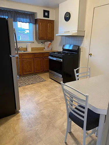 62 Overton St #2 Photo 1