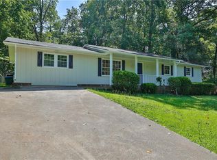 2966 Deshong Dr, Stone Mountain, GA