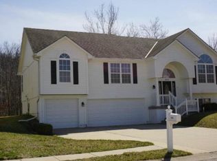 1310 SE Scenic Dr, Blue Springs, MO 64014