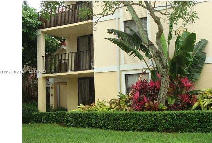 1st image of 10121 W Sunrise Blvd APT 303