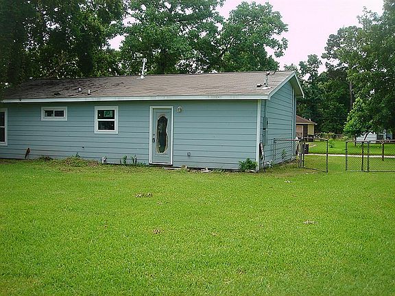 5th image of 7405 Bigwood St