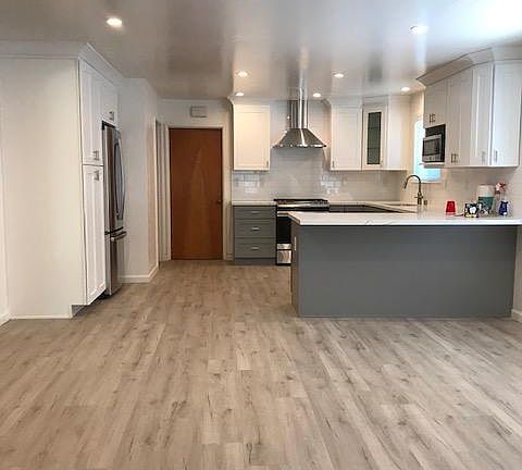 2nd image of 1621 Warbler Way