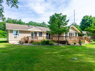 22841 Riverside Dr, Mendon, MI 49072