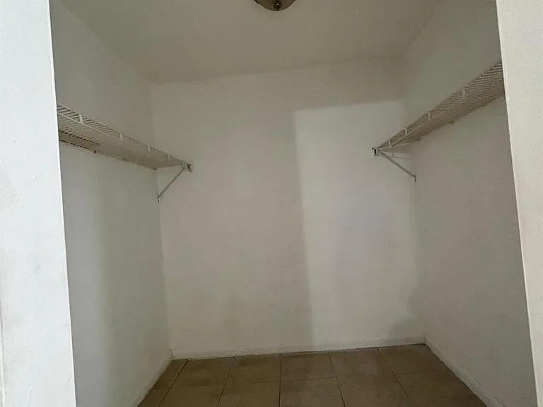 2148 NW 57th Ave #14 — Photo 16