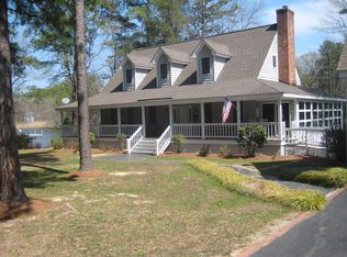 457 Sawmill Cove Dr, Heathsville, VA 22473