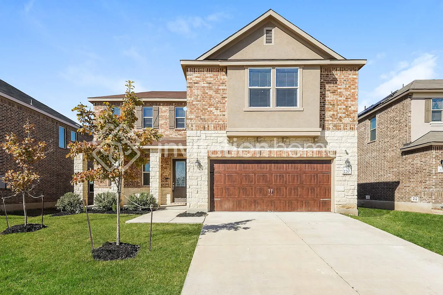 220 Colonial Blf Universal City, TX 78148 — Photo 1
