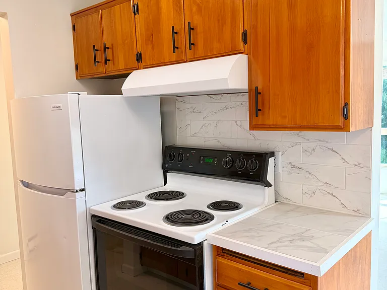 4840 S Holden St #8 — Photo 9
