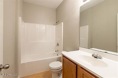 5th image of 2508 Gladiolus St