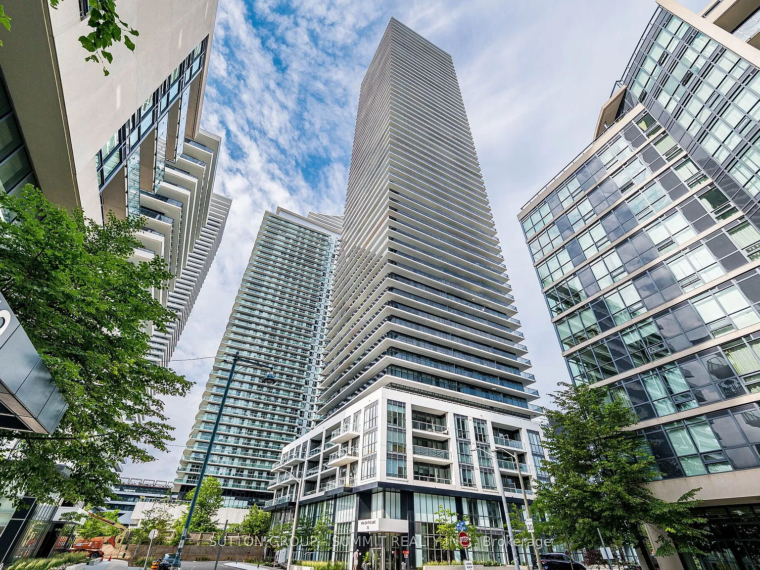 2 bed, $2,800 — Photo 2