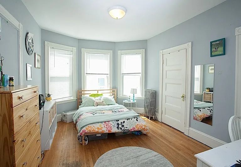 3 Kinnaird St #2F — Photo 1
