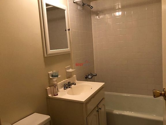 5th image of 329 E 63rd St APT 2M