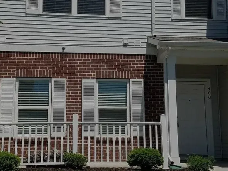 12030 Zircon Ln — Photo 2