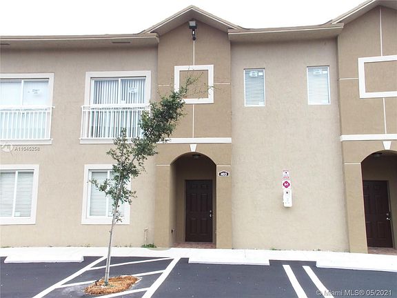 2nd image of 21483 SW 112th Ave #403