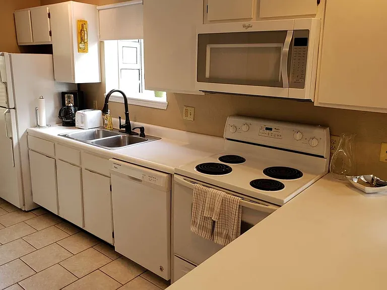 7 Woodpecker Ln #1 — Photo 4