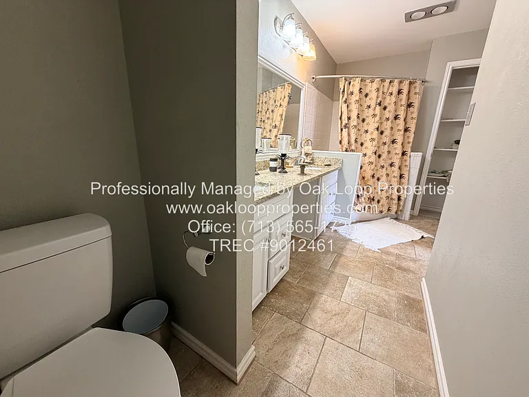 726 Country Place Dr #B — Photo 18