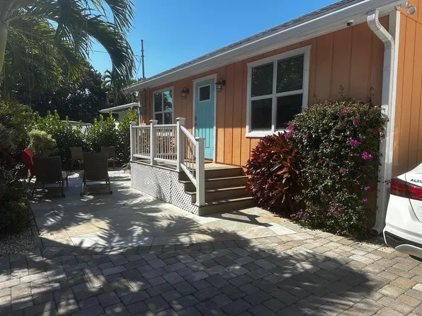 323 NE 7th Ave, Delray Beach, FL 33483