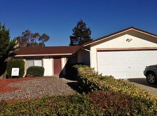 237 Colonial Cir, Vacaville, CA 95687