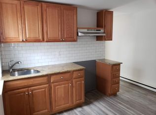 208 Broomall St FLOOR 2, Chester, PA
