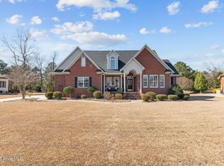 106 Teufen Rd, New Bern, NC 28562