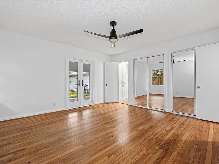 3731 Drake St — Photo 27