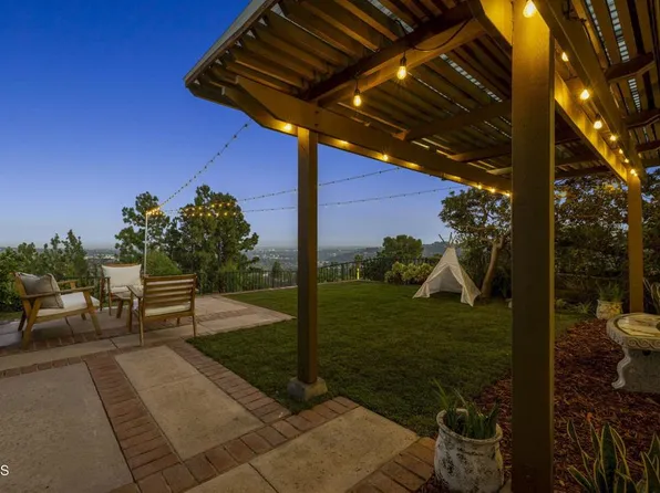 728 Starlight Heights Dr, La Canada Flintridge, CA 91011