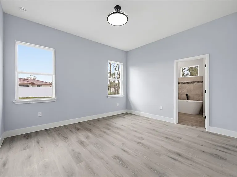4444 SW 151st Pl — Photo 15