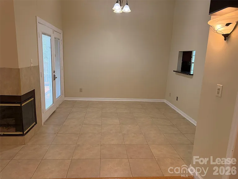 379 Schad Ct SW — Photo 6