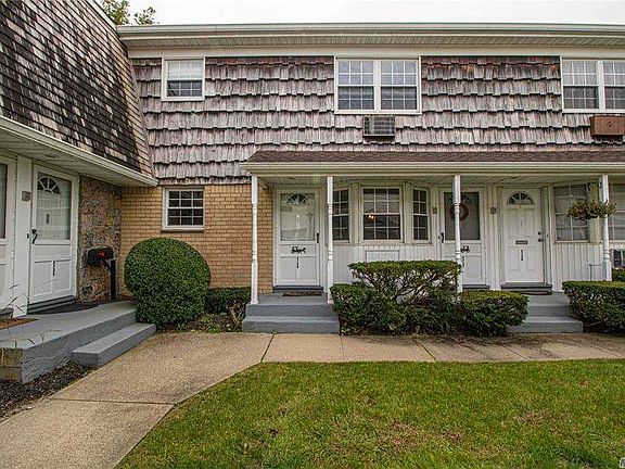 2nd image of 4738 Wilshire Ln