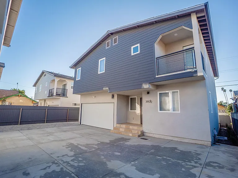 3913 Brighton Ave — Photo 42