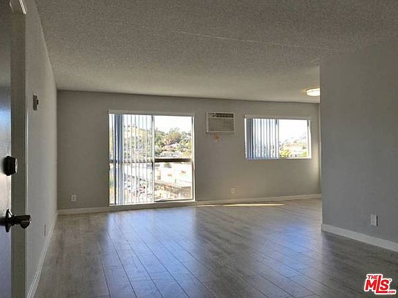 4th image of 2130 Fair Park Ave APT 304