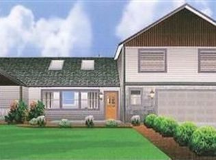 907 NW Bishop St, Grants Pass, OR 97526