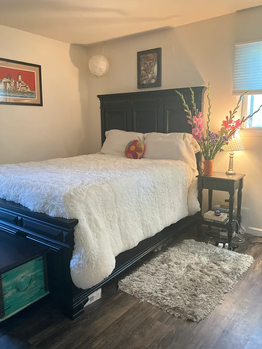 Bedroom. - 4678 White Rock Cir #4