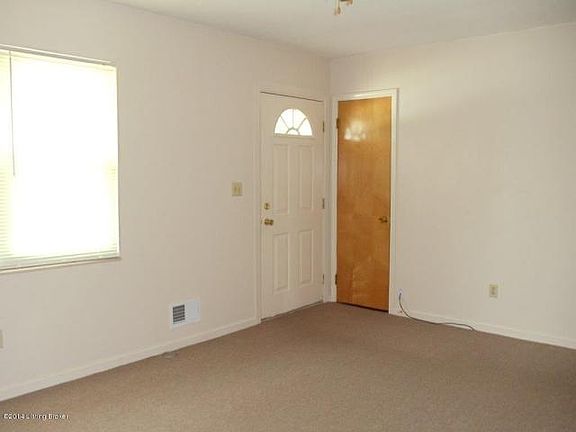 2nd image of 11815 Leemont Dr