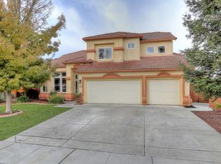 1701 Flora Vista Dr, Hughson, CA 95326