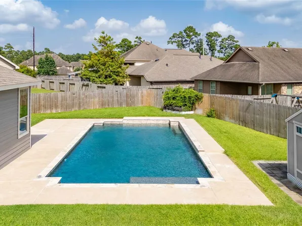 17206 Upper Ridge Ln, Humble, TX 77346