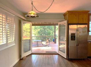 17400 Redwood Rd, Castro Valley, CA 94546