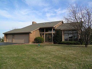 1st image of 80 Falcon Dr