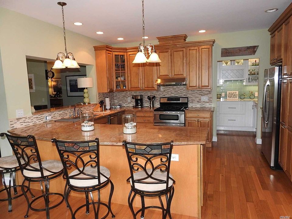 27 Lamb Ave, Quogue, NY 11942 Zillow