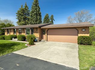 425 84th St SW, Byron Center, MI 49315