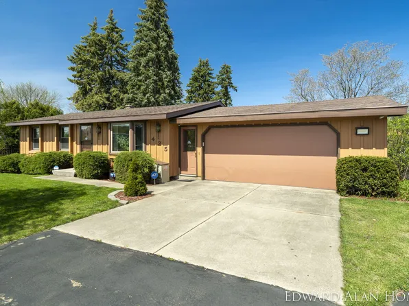 425 84th St SW, Byron Center, MI 49315