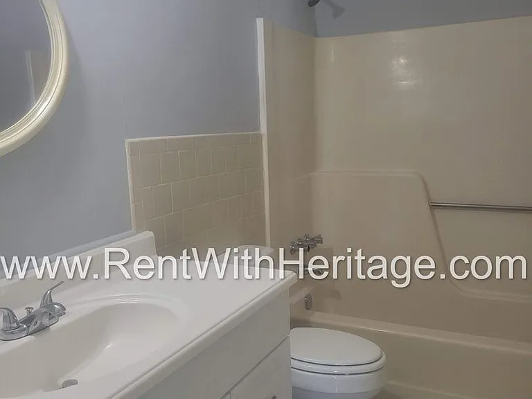 1049 Old Powder Springs Rd SW — Photo 8