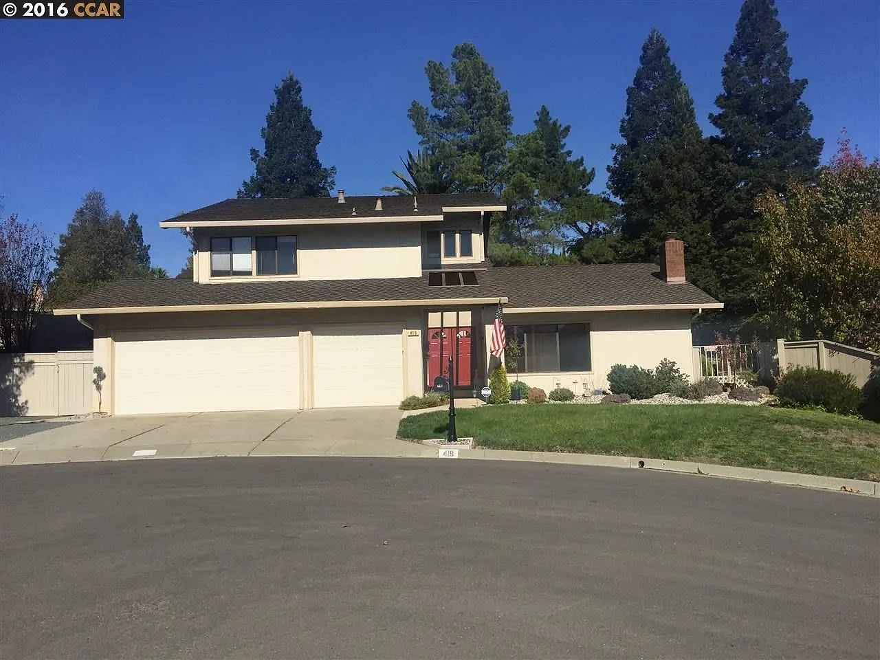 419 La Quinta Ct photo 1