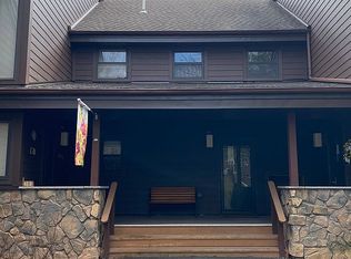 46 Sky View Cir #46C, East Stroudsburg, PA 18302