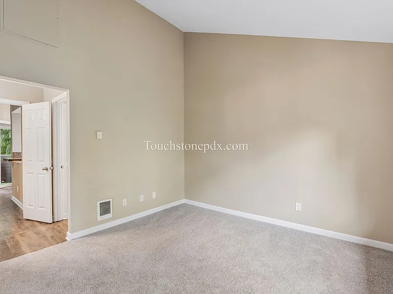 9977 SE Talbert St — Photo 16